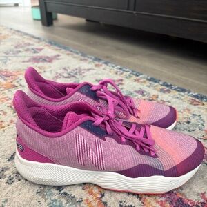 New Balance Pink and Purple Athletic Shoes with Gradient Knit